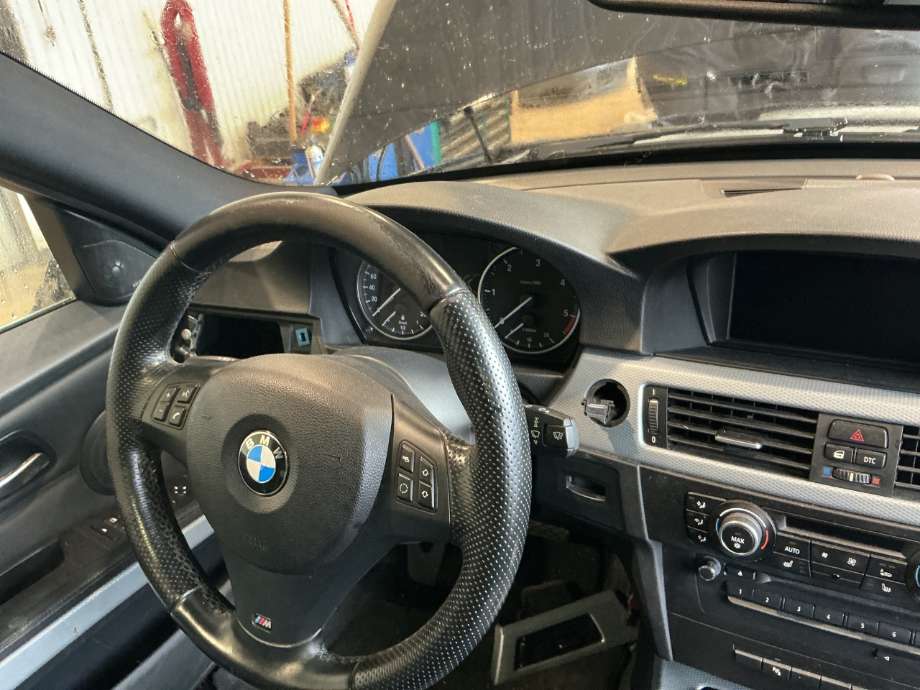 Dashbord til BMW 3-Serie, 2005-2011 (E90/E91/E92/E93) (E90/E91/E92/E93) (BMW|)