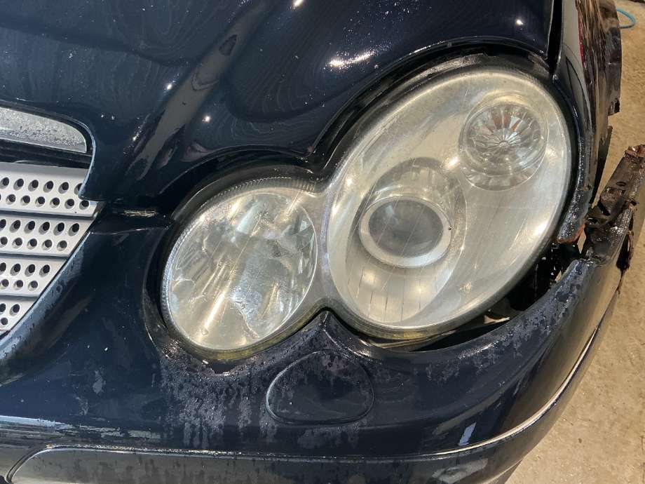 Frontlykt venstre halogen til Mercedes C-Klasse, 2004-2007 (Fase 2) (W203) (W203) (MERCEDES|)