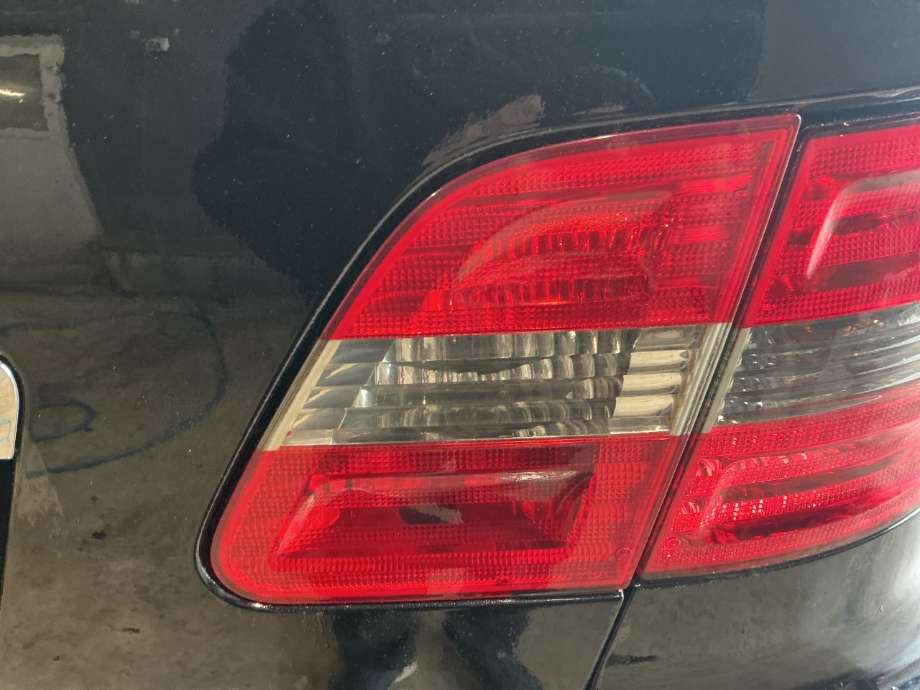 Baklykt høyre indre til Mercedes B-Klasse 2008-2011 (Fase 2) (W245) (W245) (MERCEDES|)
