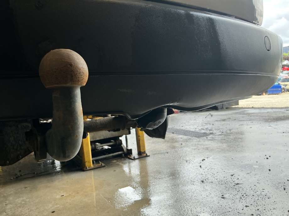 Støtfanger bak til VW Caddy 2010-2015 (Type III, Fase 2)  (VOLKSWAGEN|)
