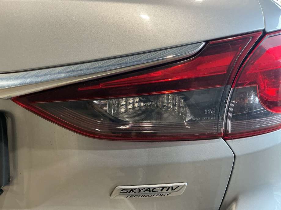 Baklykt høyre indre til Mazda 6, 2015-2018 (Type III, Fase 2)  (MAZDA|)