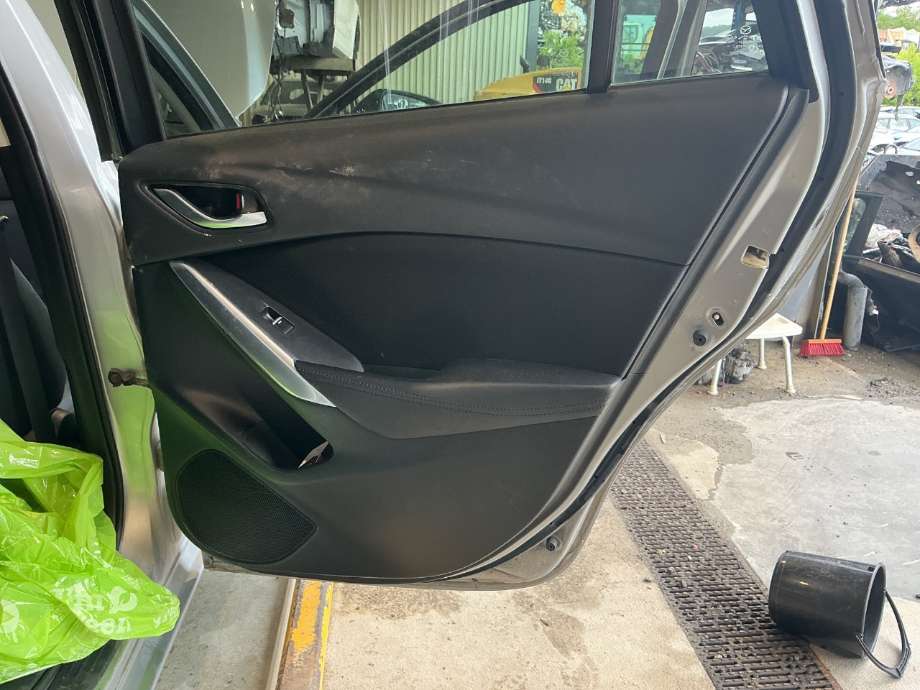 Dørtrekk høyre til Mazda 6, 2015-2018 (Type III, Fase 2)  (MAZDA|)