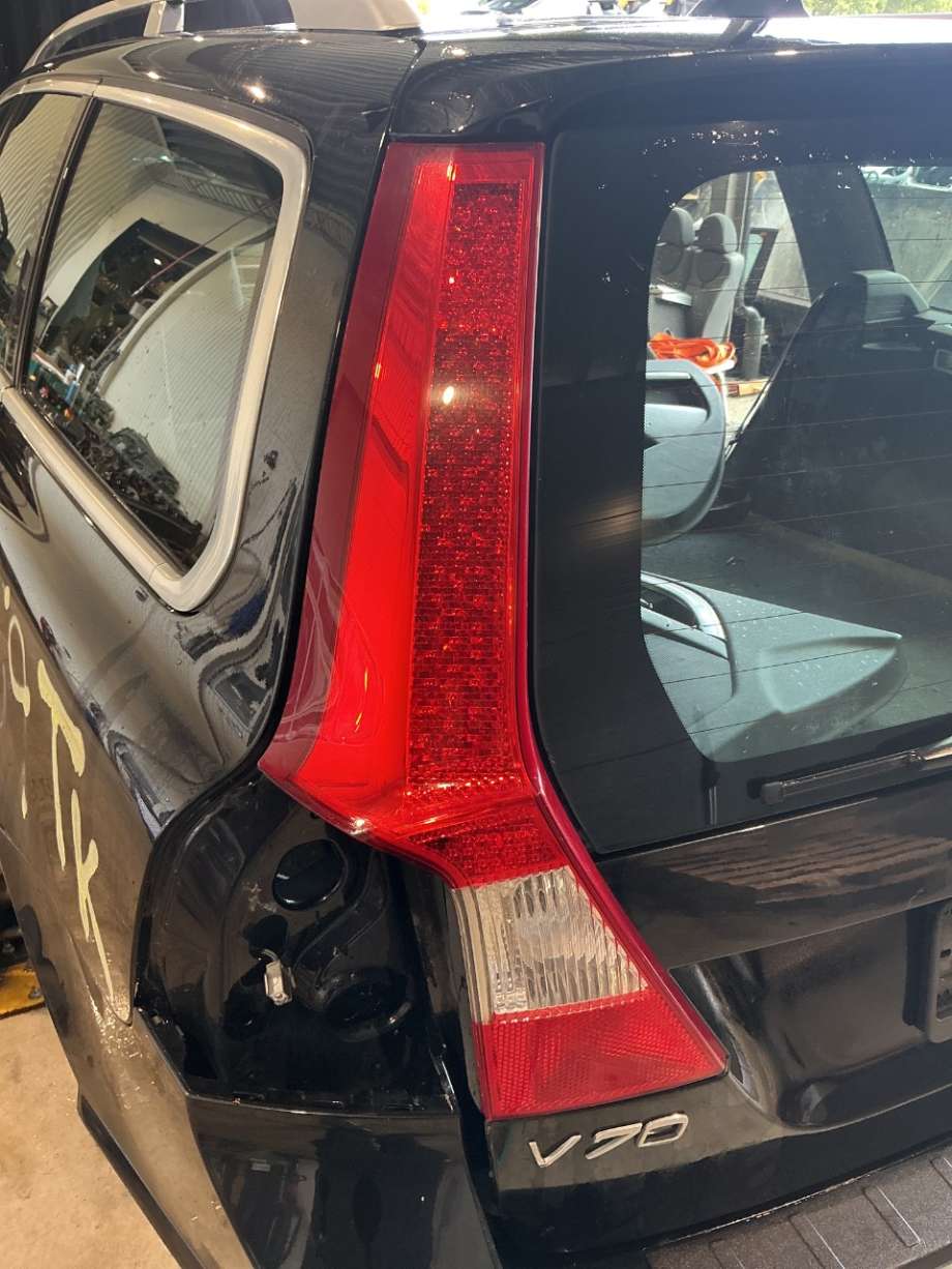 Baklykt venstre indre til Volvo V70, 2007-2013 (Type III, Fase 1)  (VOLVO|)
