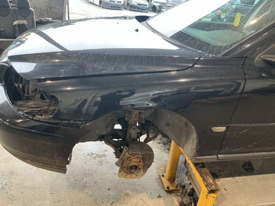 Skjerm venstre foran til Volvo V70, 2005-2007 (Type II, Fase 2)  (VOLVO|)