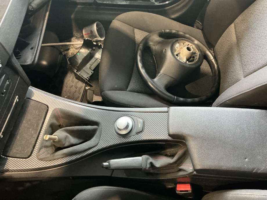 Innredning, Konsoll til BMW 3-Serie, 2005-2011 (E90/E91/E92/E93) (E90/E91/E92/E93) (BMW|)