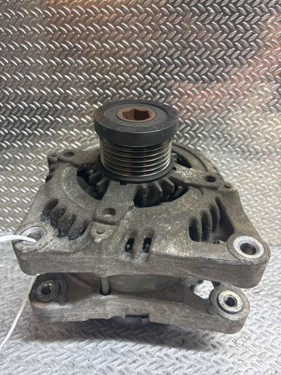 Dynamo til Ford Fiesta 2013-2017 (Type VI, Fase 2) (FORD|1940809|CV6T10300BE|CV6T10300BC)