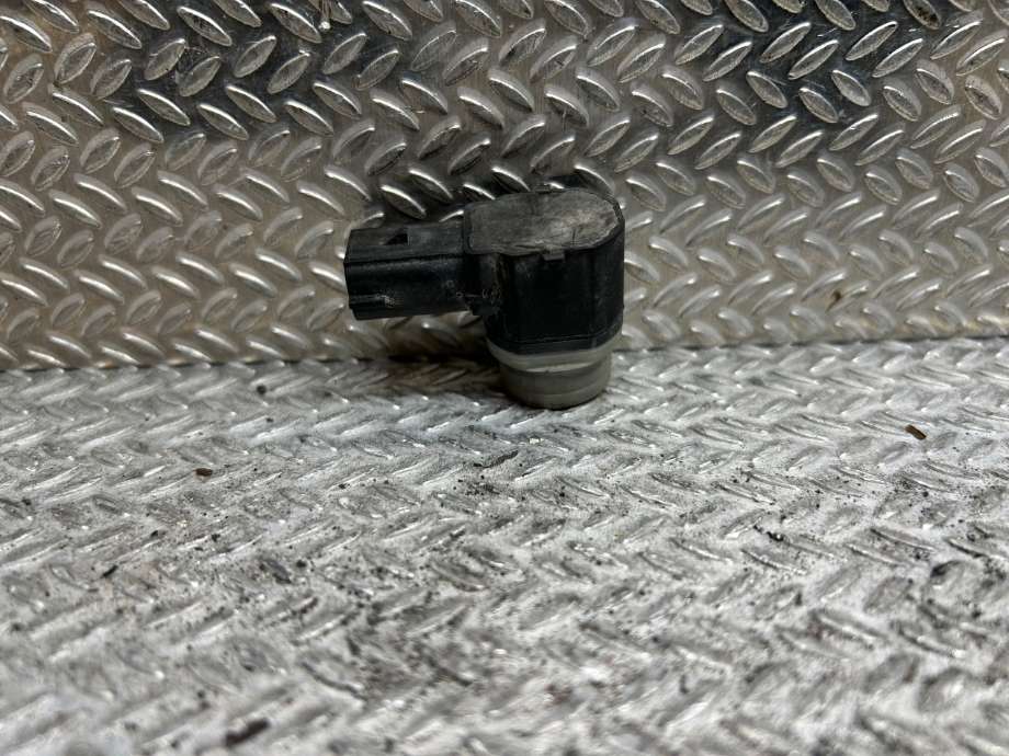 Parkeringssensor foran til Ford Galaxy 2015-2022 (Type IV) (FORD|2488547|LM2T15C868AA|EM2T15C868AAW)