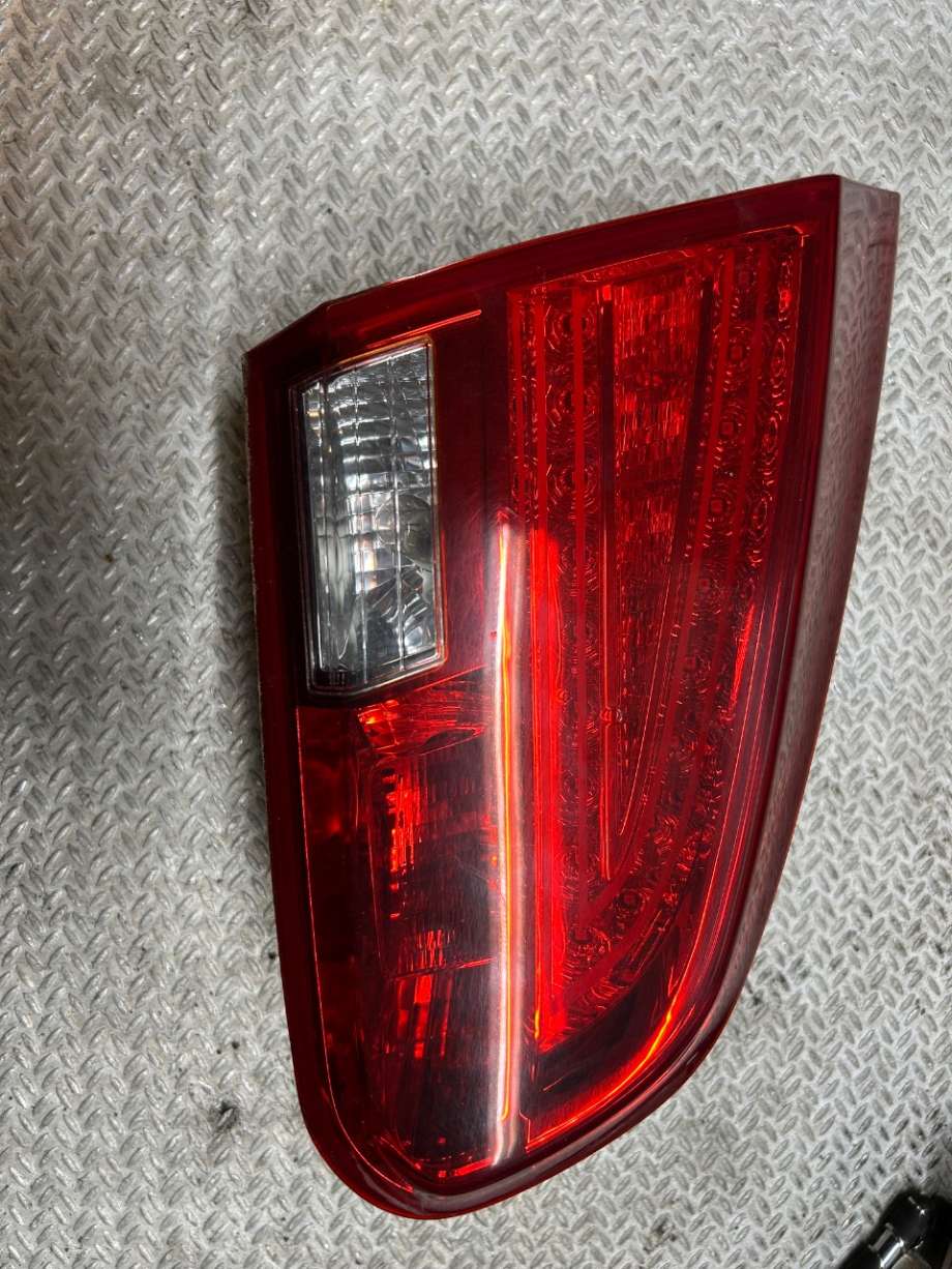 Baklykt venstre indre til Kia Cee