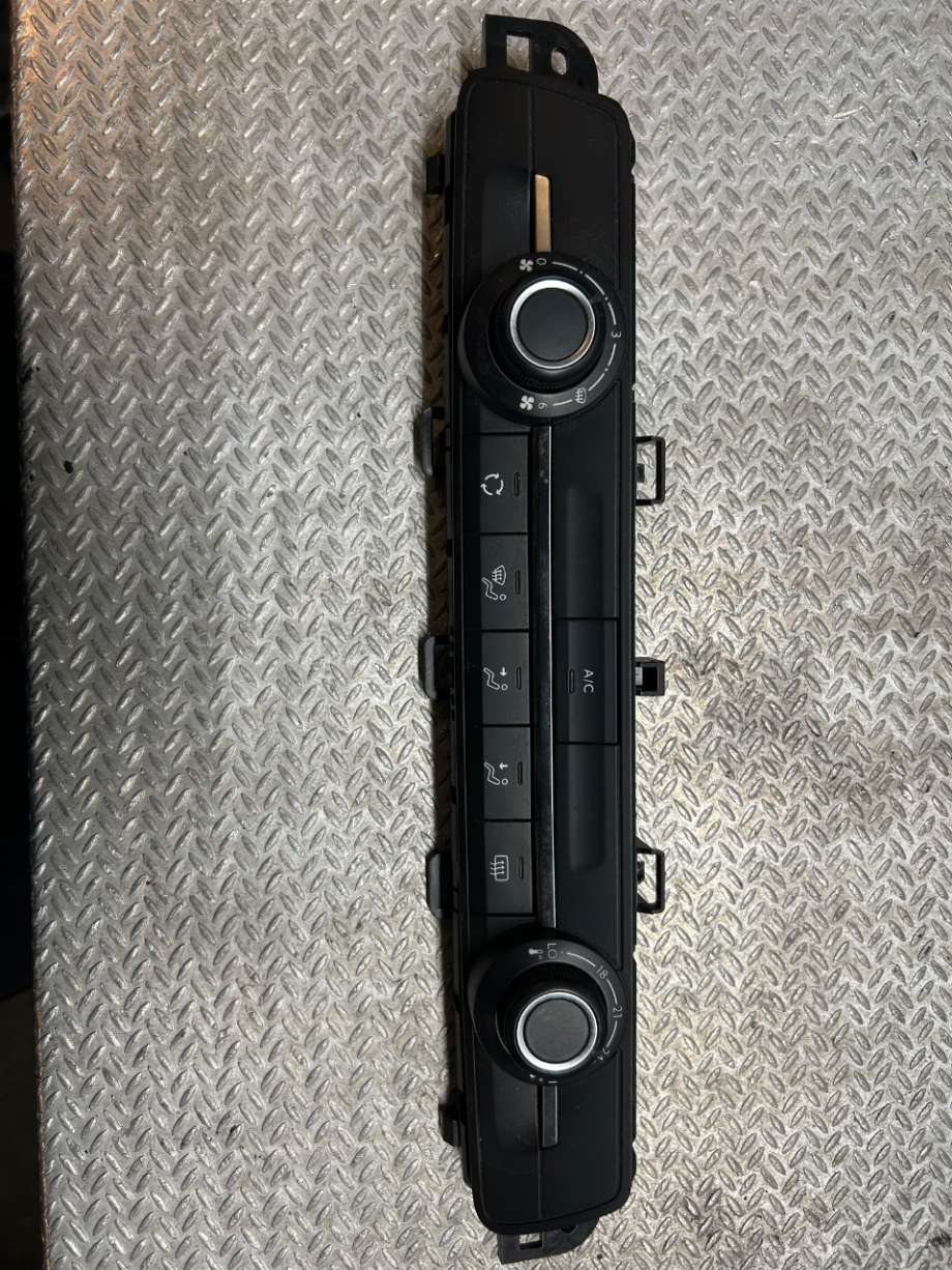 Varmeapparat betjening til Citroën Jumpy 2016-->> (Type III) (CITROEN|98075413ZD||98075413ZD00)