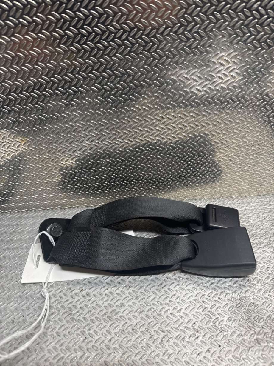Sikkerhetsbeltelås baksete til Hyundai Tucson, 2003-2009  (HYUNDAI|898402E100WK)
