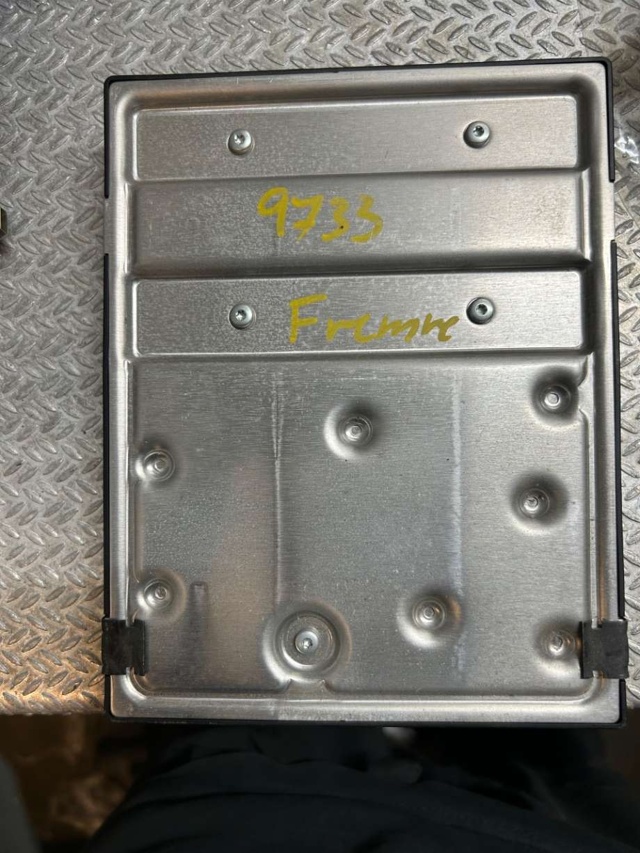 Styreenhet comfort (BCM) til Audi A4 2007-2014 (Type IV) (B8) (B8) (AUDI|8K0907063BE|8K0 907 063 P)