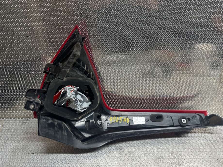 Baklykt høyre til Volvo V60 2010-2013 (Type I, Fase 1)  (VOLVO|31395929||31214964)