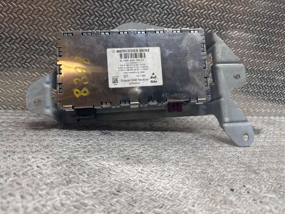 Bilstereo diverse til Mercedes E-Klasse 2013-2016 (Fase 2) (W212) (W212) (MERCEDES|A1669003407|)