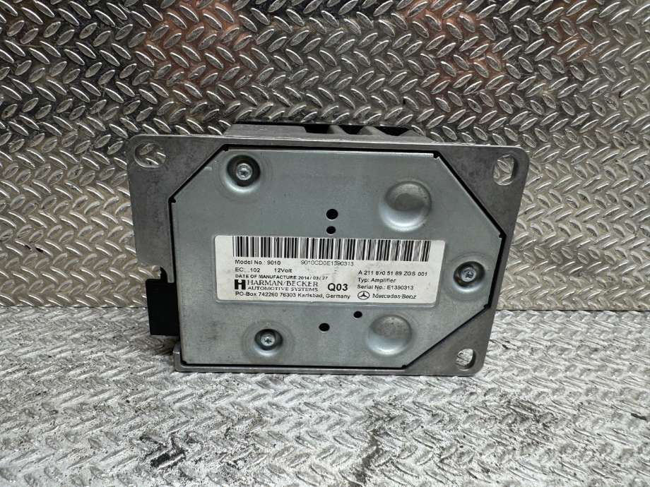 Bilstereo forsterker til Mercedes E-Klasse 2013-2016 (Fase 2) (W212) (W212) (MERCEDES|A2129007108|A 211 870 51 89|A2118705189)