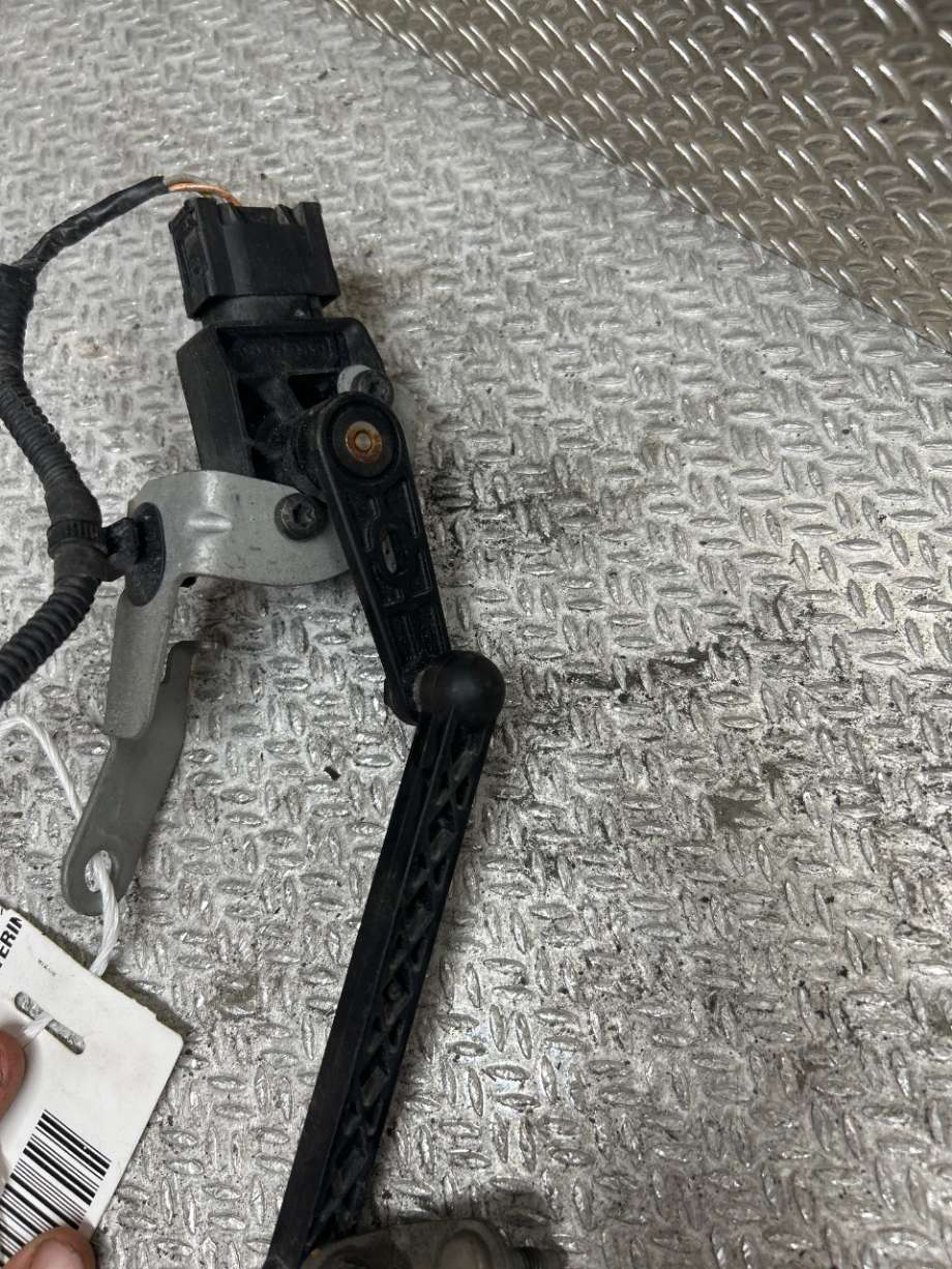 Sensor nivå til Volvo XC40 2018-2024 (VOLVO|32221957|)