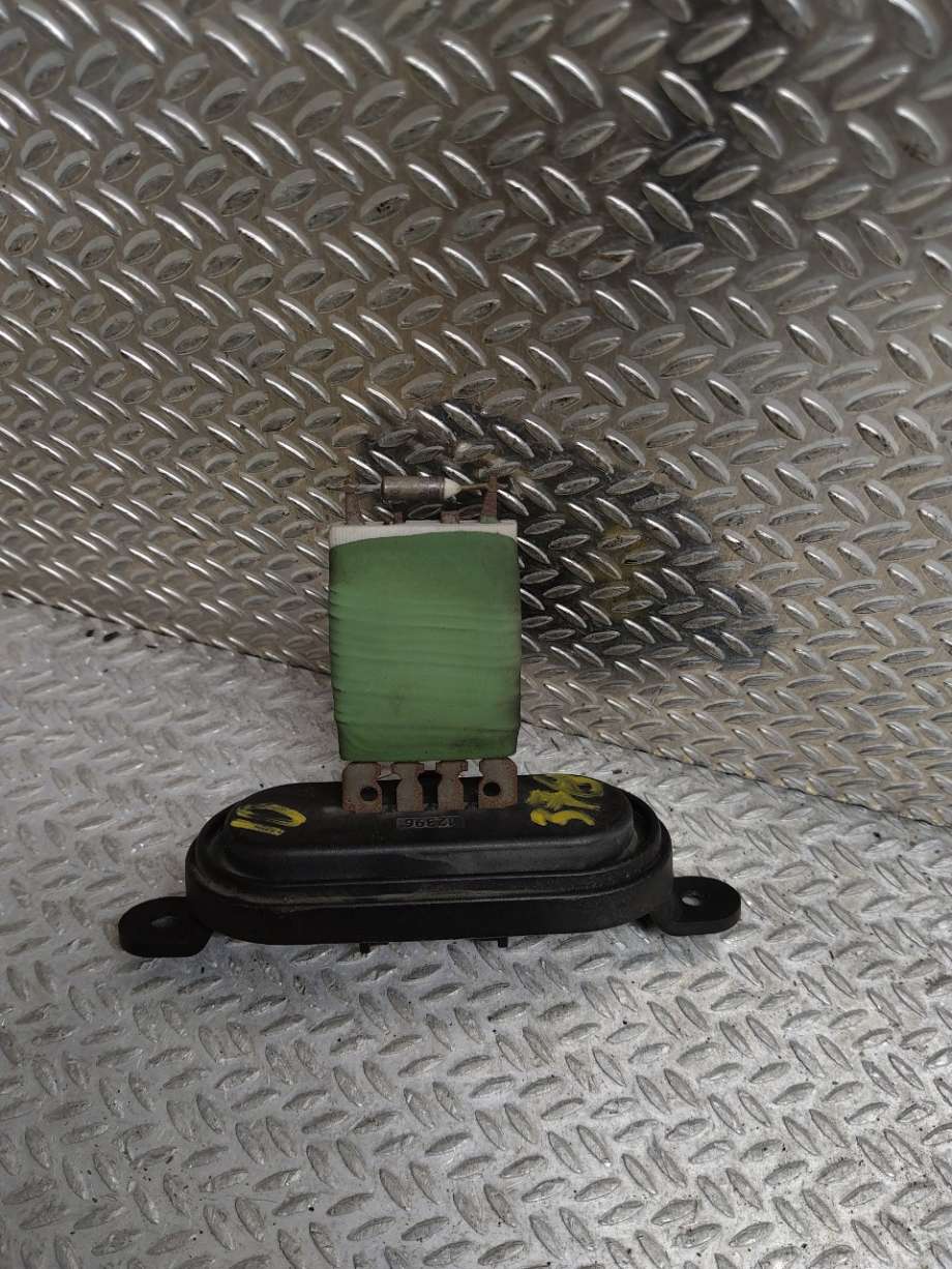 Varmeapparat motstand til VW Transporter / Caravelle 2003-2009 (Fase 1) (T5) (T5) (VOLKSWAGEN|7E0959263||PA66GB20GF10)