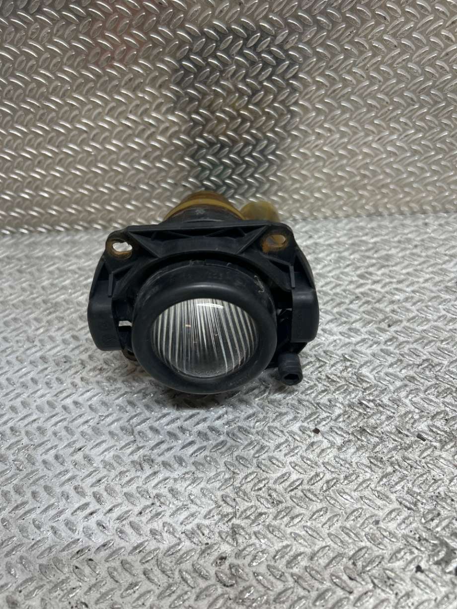 Tåkelykt høyre foran til BMW X3 2003-2006 (Fase 1) (E83) (E83) (BMW|6230100000|)