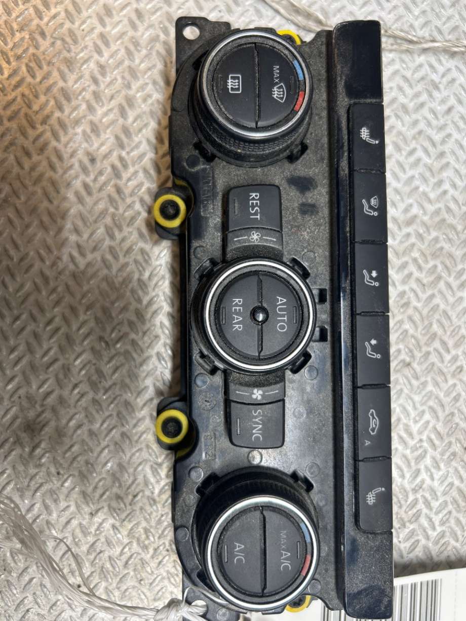 Varmeapparat betjening til VW Transporter / Caravelle 2015-2019 (T6) (T6) (VOLKSWAGEN|7E0907040R|7E0907040H)