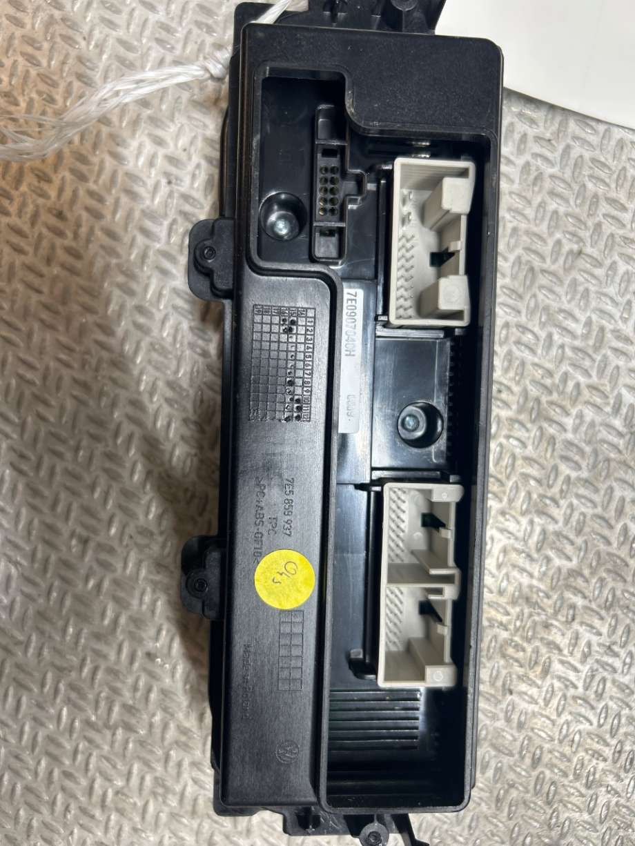 Varmeapparat betjening til VW Transporter / Caravelle 2015-2019 (T6) (T6) (VOLKSWAGEN|7E0907040R|7E0907040H)