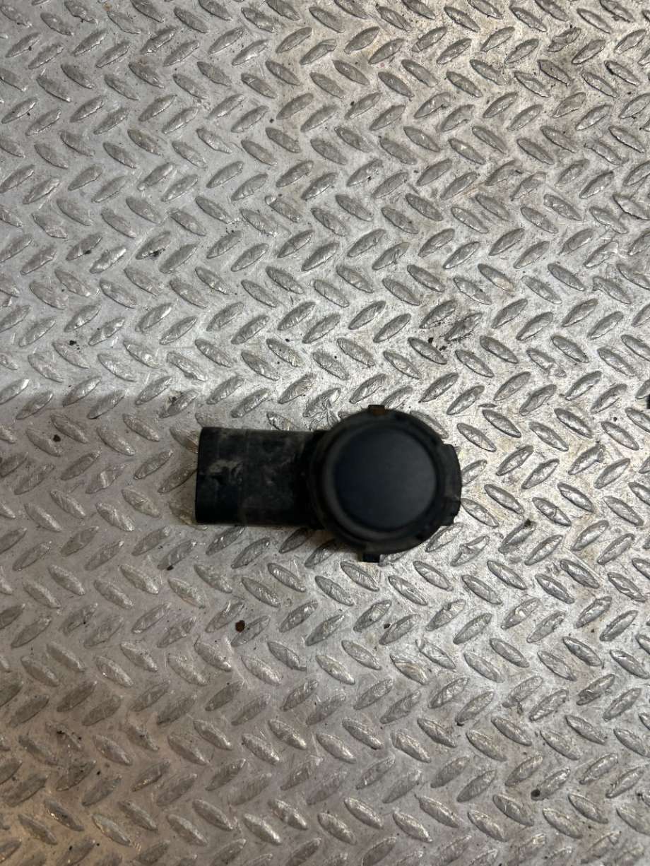 Parkeringssensor bak til BMW i3 2013-2022 (BMW|66209274427|)