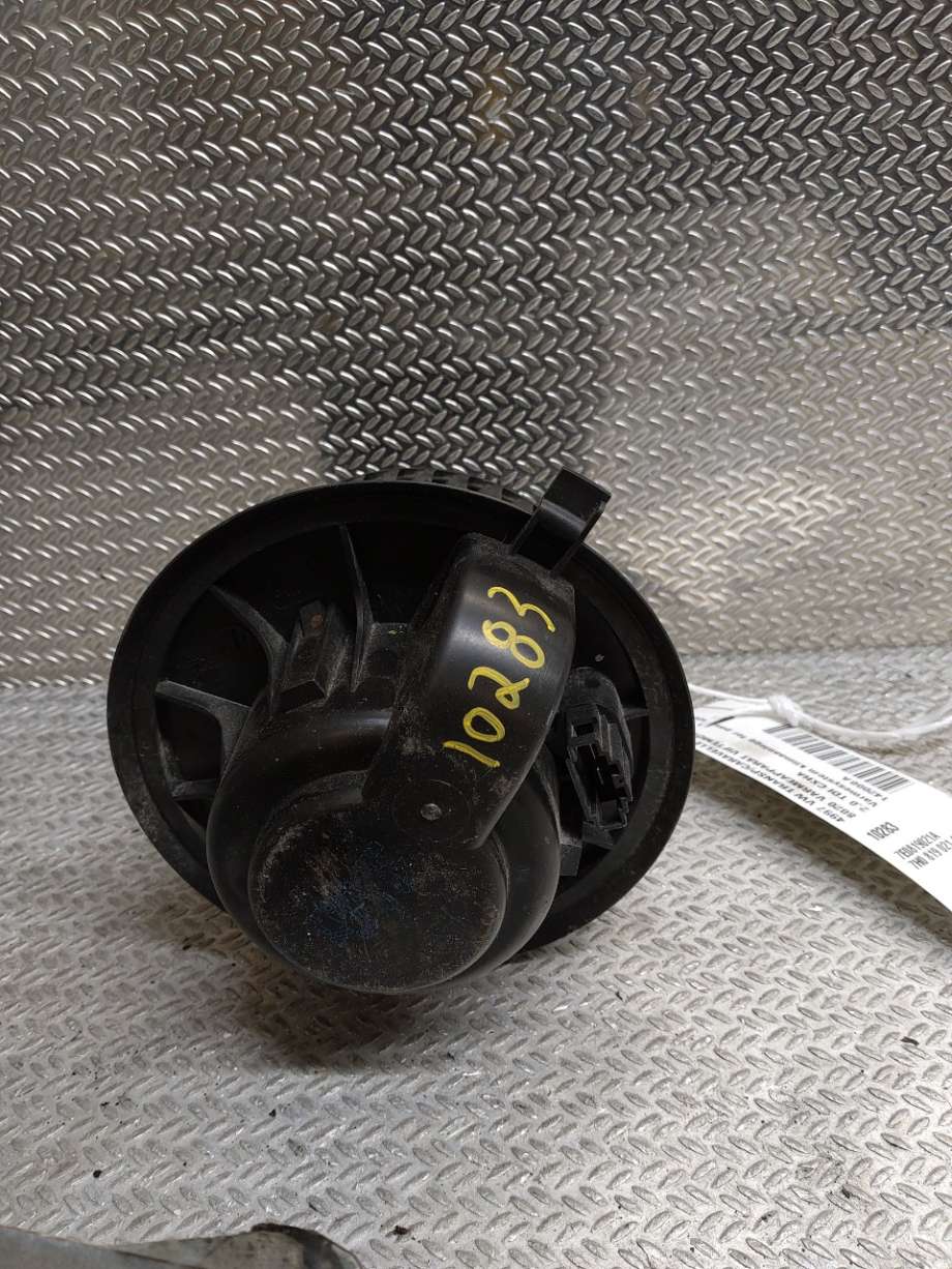 Varmeapparat motor til VW Transporter / Caravelle 2015-2019 (T6) (T6) (VOLKSWAGEN|7E0819021A|7H0 819 021 A|7H0819021A)