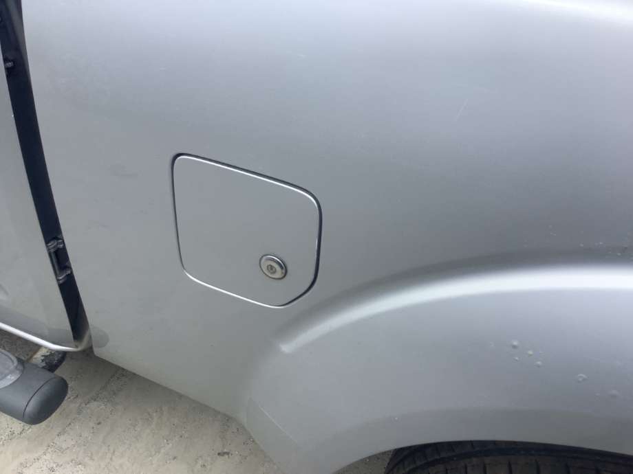 Tanklokk til Nissan Navara, 2010-2015 (Fase 2) (D40) (D40) (NISSAN|)