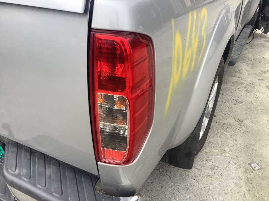 Baklykt høyre til Nissan Navara, 2010-2015 (Fase 2) (D40) (D40) (NISSAN|)