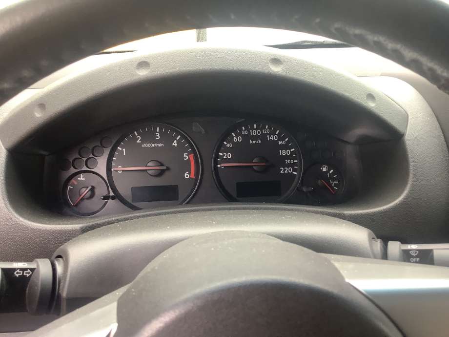 Instrumentpanel til Nissan Navara, 2010-2015 (Fase 2) (D40) (D40) (NISSAN|)