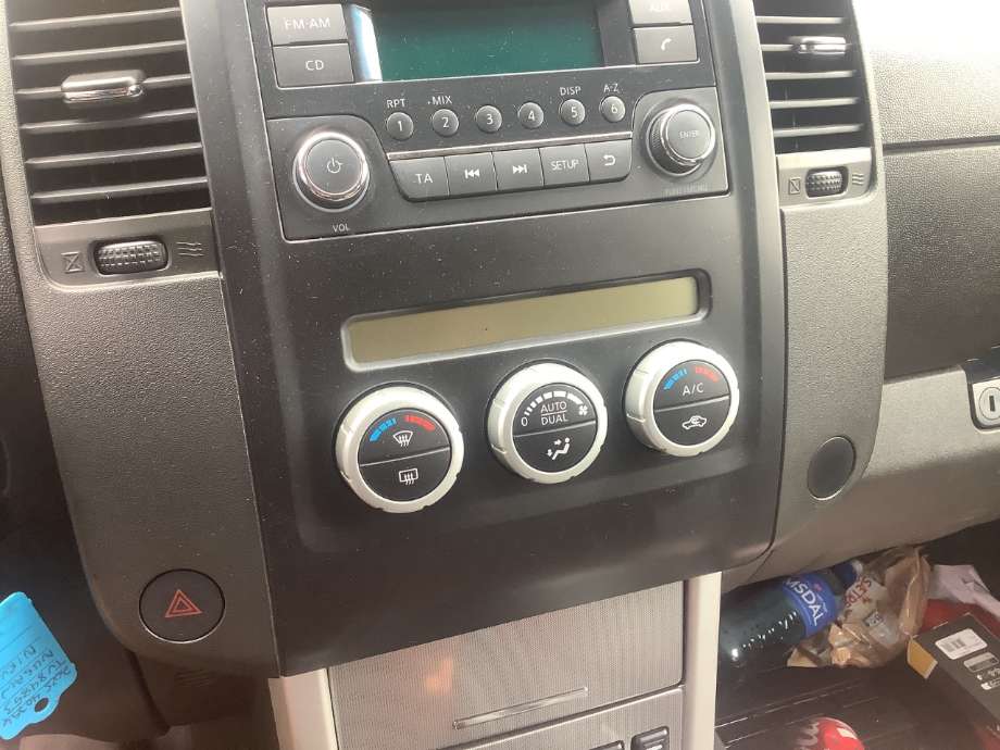 Varmeapparat betjening til Nissan Navara, 2010-2015 (Fase 2) (D40) (D40) (NISSAN|)