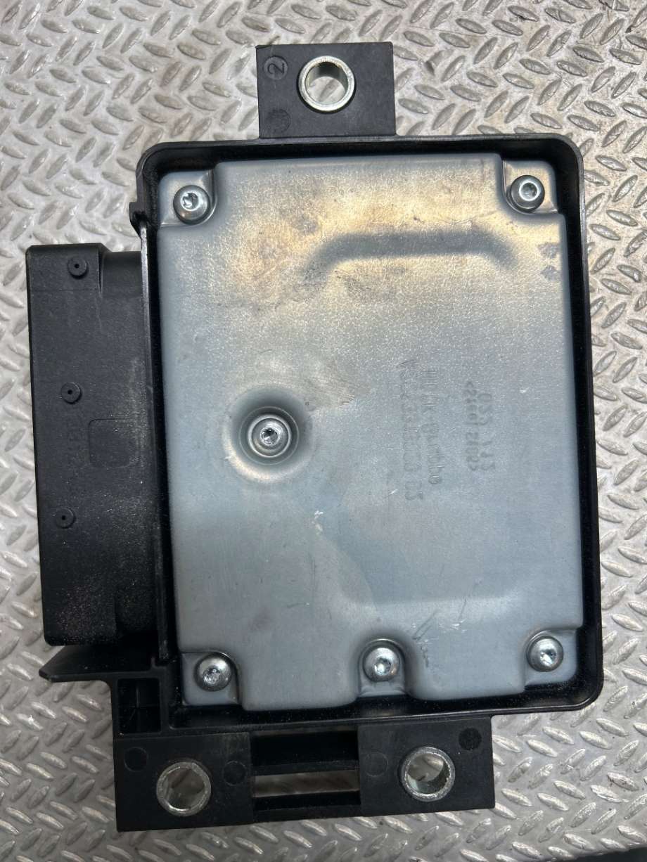 Styreenhet elektrisk parkbrems (EPB - Electric Parking Brake) til VW Tiguan 2011-2016 (Type I, Fase 2)  (VOLKSWAGEN|3AA907801J||3AA907801G)