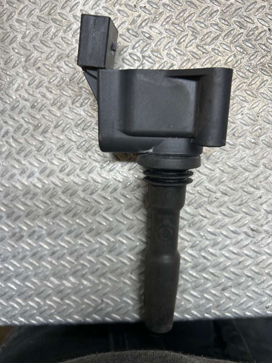 Coil elektronisk til VW Golf VIII 2020-->>  (VOLKSWAGEN|05E 905 110 A|05E 905 110|05E905110)