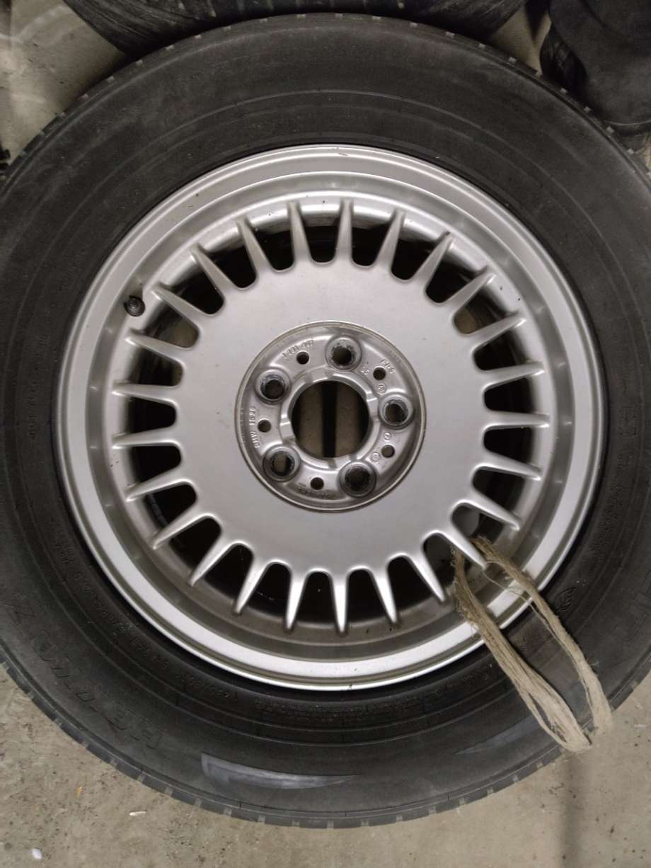 Felgsett aluminium til BMW 7-Serie 1993-2001 (E38) (E38) (36111181807|)