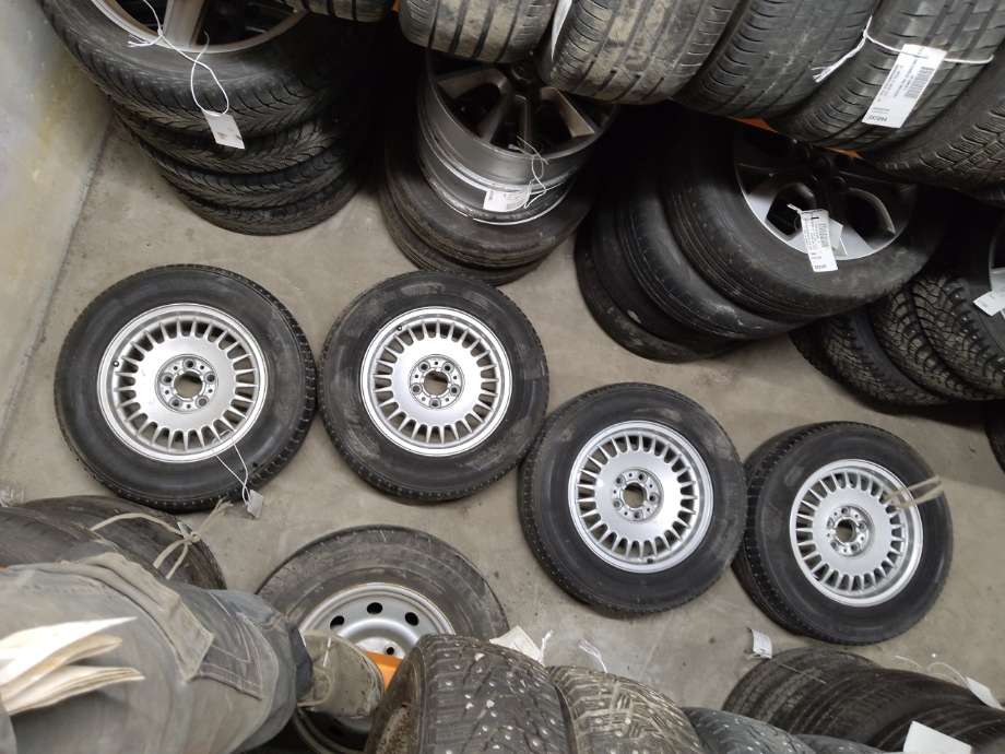 Felgsett aluminium til BMW 7-Serie 1993-2001 (E38) (E38) (36111181807|)
