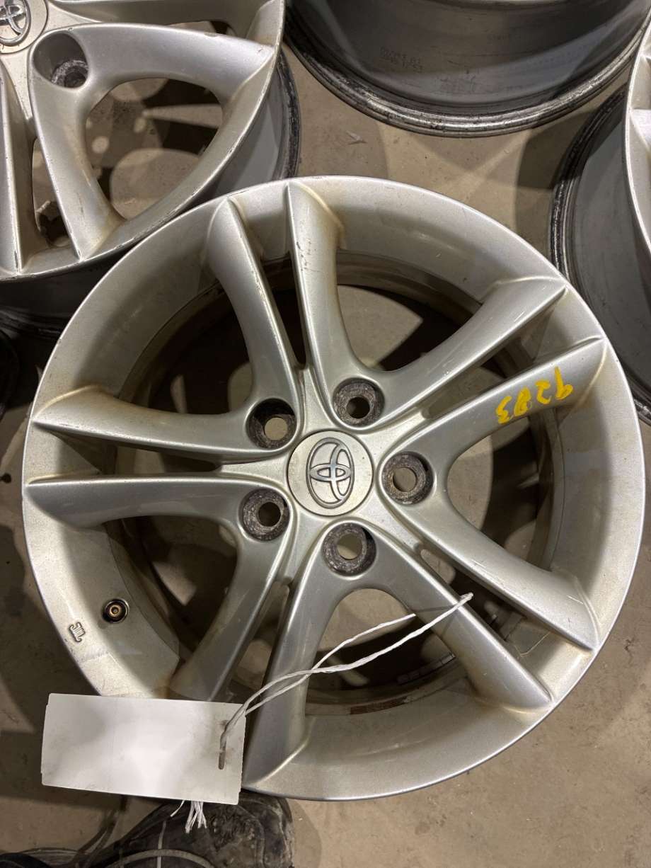 Felgsett aluminium til Toyota Avensis 2009-2015 (Type III, Fase 1) (TOYOTA|)
