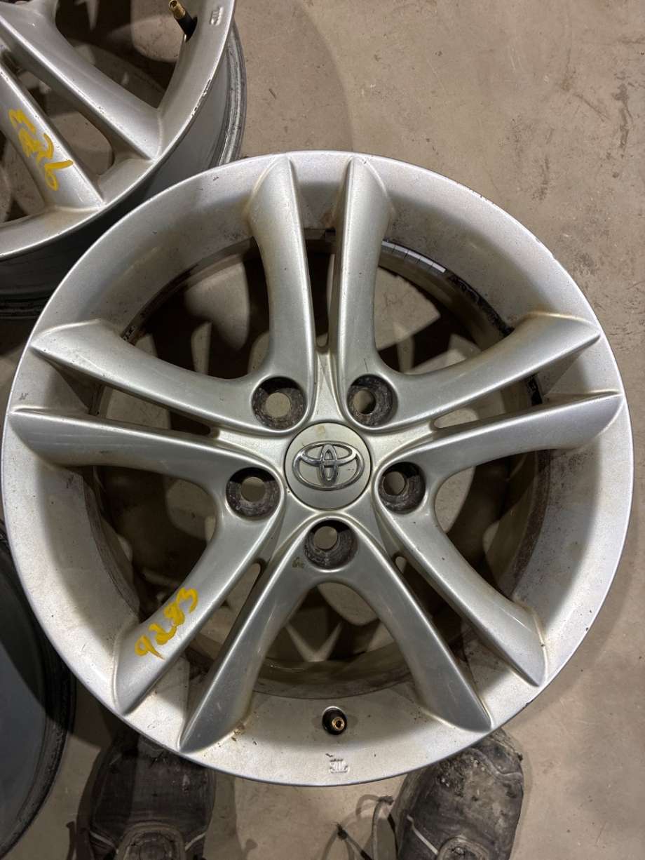 Felgsett aluminium til Toyota Avensis 2009-2015 (Type III, Fase 1) (TOYOTA|)