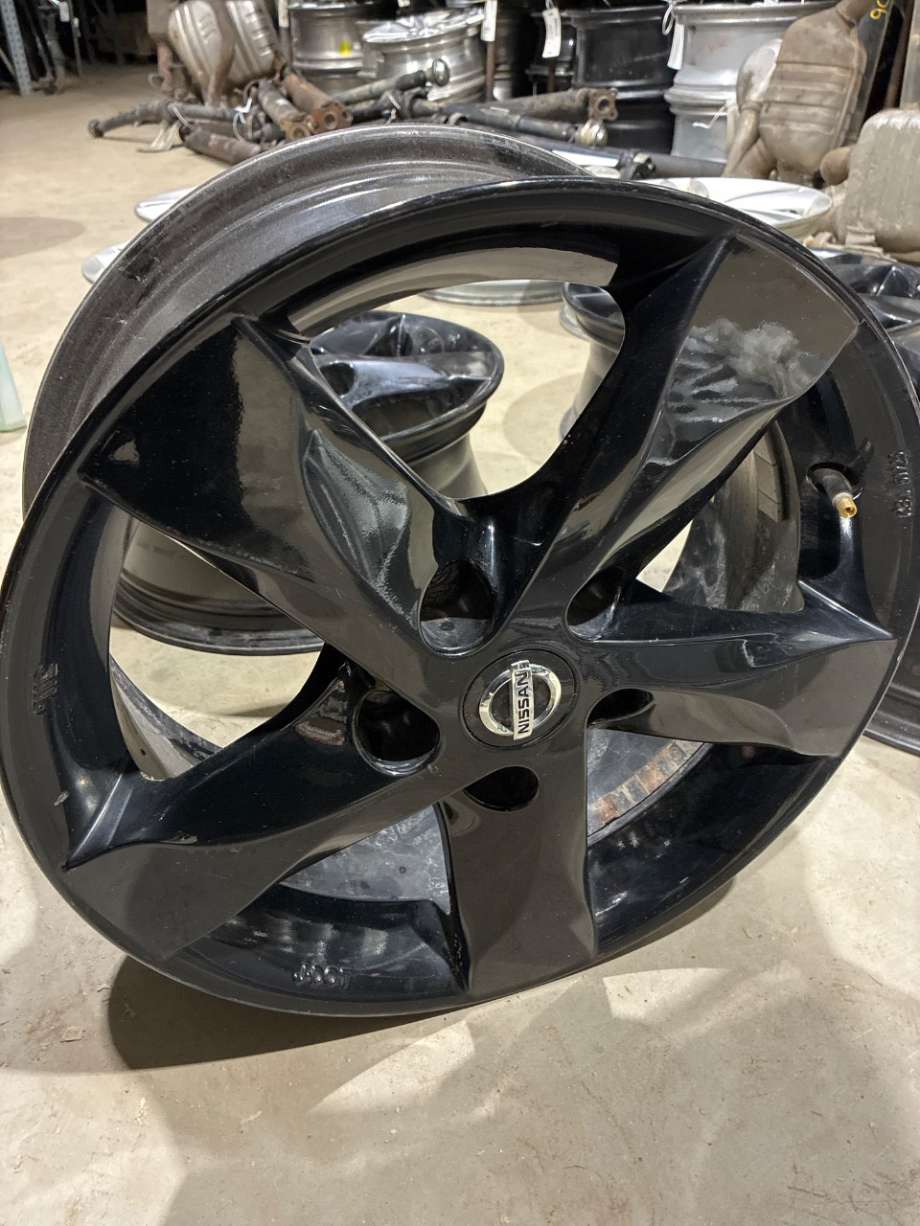 Felgsett aluminium til Nissan Leaf 2018-->> (Type II)  (NISSAN||40300BPC6C)