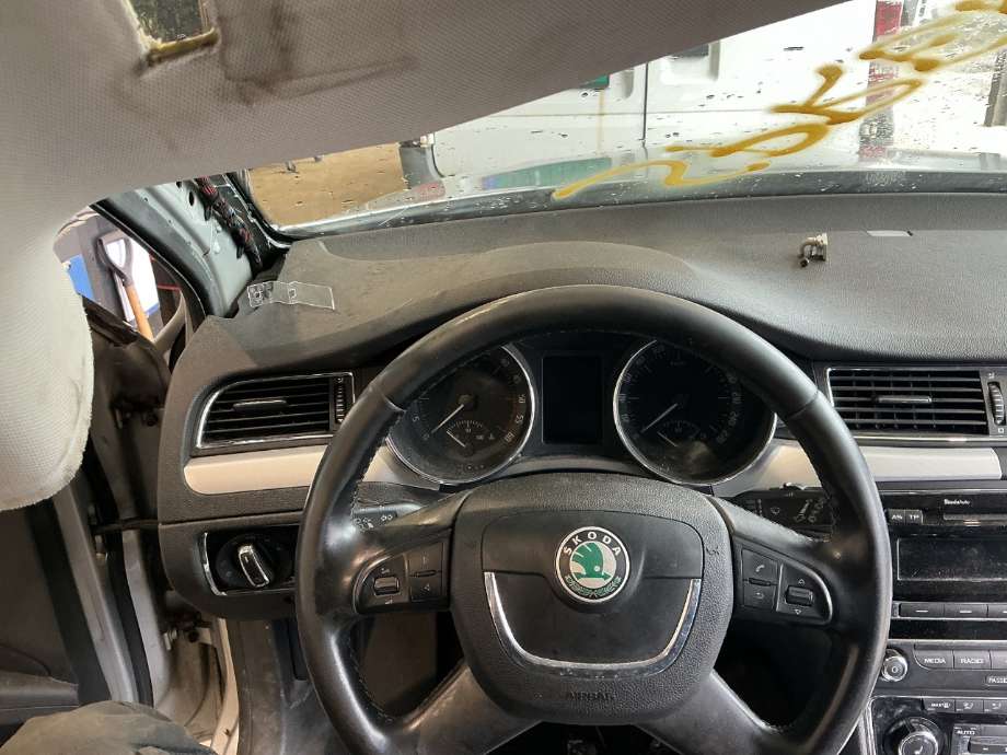Dashbord til Škoda Superb, 2008-2015 (Type II) (SKODA|)