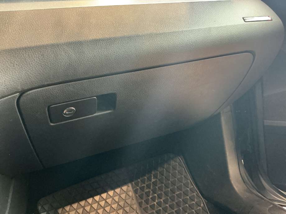 Hanskerom lokk til VW Passat, 2005-2010 (B6) (B6) (VOLKSWAGEN|)