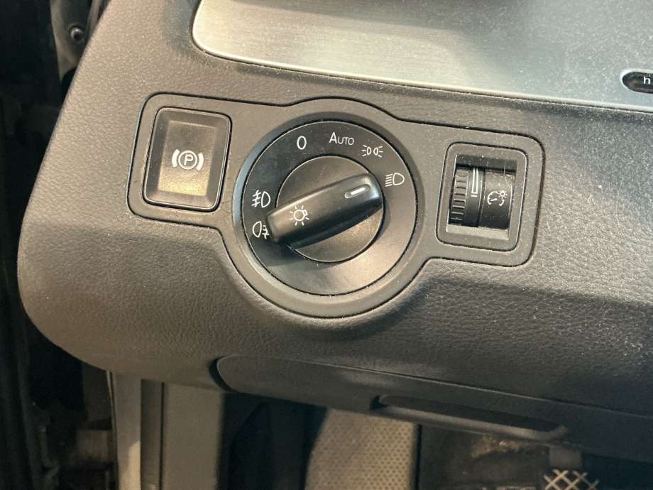 Bryter lys til VW Passat, 2005-2010 (B6) (B6) (VOLKSWAGEN|)