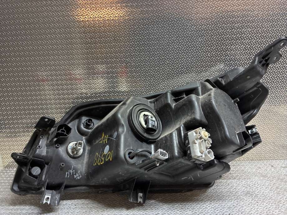 Frontlykt høyre halogen til Suzuki Vitara 2015-->> (Type IV) (SUZUKI|35120-54P50-000|)