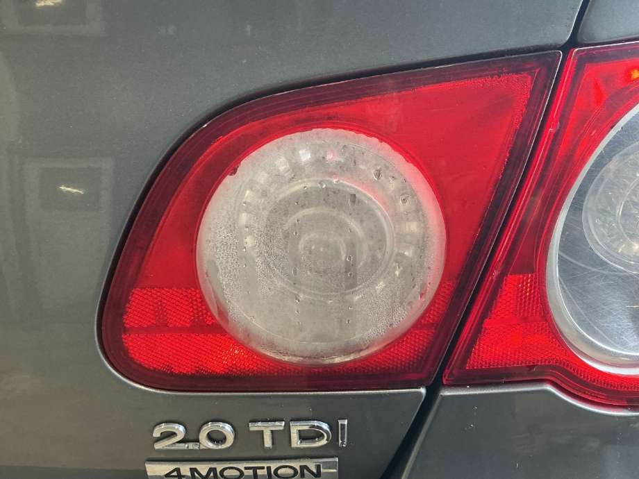 Baklykt høyre indre til VW Passat, 2005-2010 (B6) (B6) (VOLKSWAGEN|)
