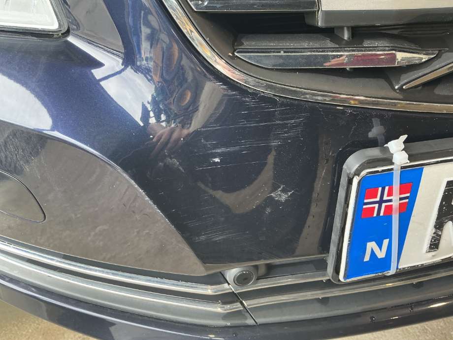 Støtfanger foran til Volvo V70 2014-2016 (Type III, Fase 2)  (VOLVO|)