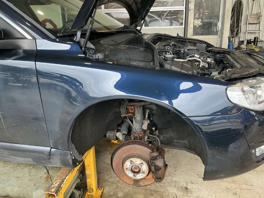 Skjerm høyre foran til Volvo V70, 2014-2016 (Type III, Fase 2) (VOLVO|)