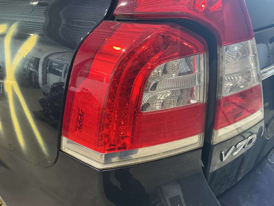 Baklykt venstre til Volvo V70, 2014-2016 (Type III, Fase 2) (VOLVO|)