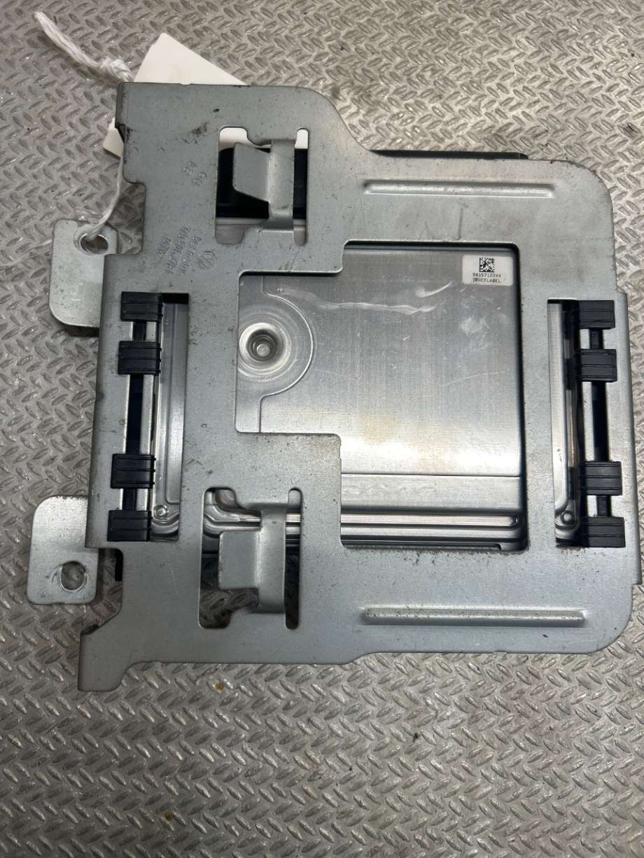 Styreenhet motor til VW Touran 2007-2010 (Type I, Fase 2) (VOLKSWAGEN|03G906021RN|)