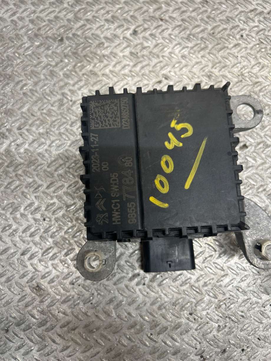 Sensor radar til Peugeot 208 2019-->> (Type II)  (PEUGEOT|1694583880||9855778480)
