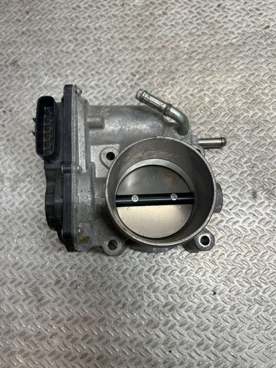 Spjeldhus til Subaru Forester, 2013-2019 (Type IV) (SUBARU|16112AA380)