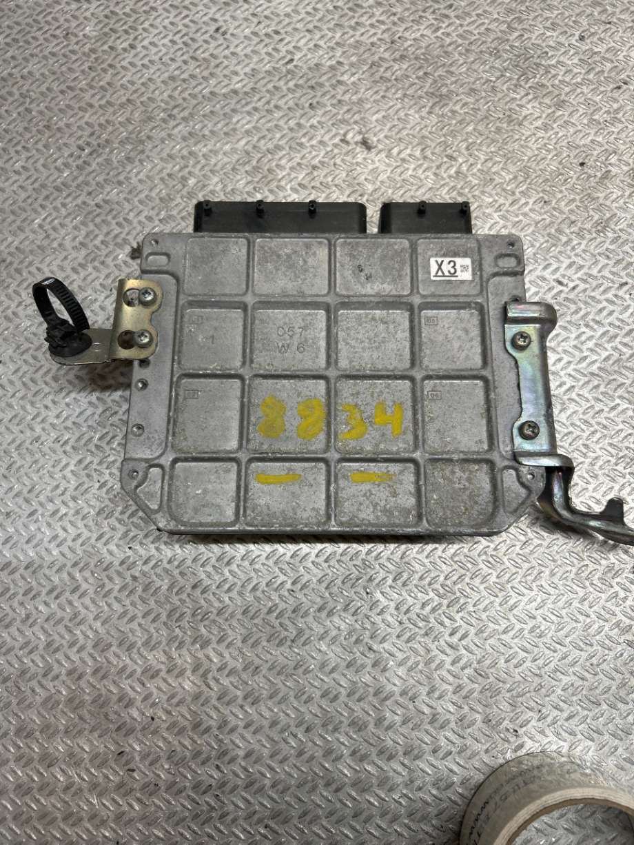 Styreenhet motor til Toyota Prius 2009-2016 (Type III) (COMBI) (COMBI) (TOYOTA|8966047670|2756000021|8966147540)