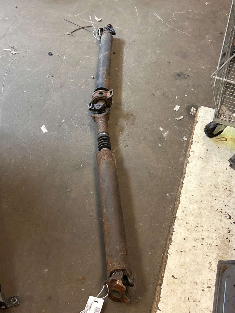 Mellomaksel til Toyota Hilux, 2012-2016  (TOYOTA|371000K263)