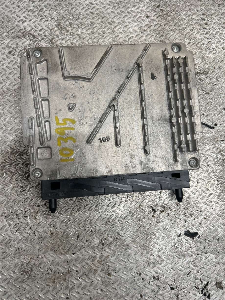 Styreenhet motor til Volvo V70 2005-2007 (Type II, Fase 2) (VOLVO|8603116|0281011441|30646978A)